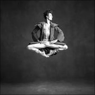 A quel âge Hugo Marchand a-t-il commencé la danse classique ?