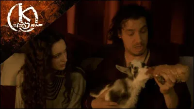 Comment s'appelle le petit bouc offert au roi Arthur ?