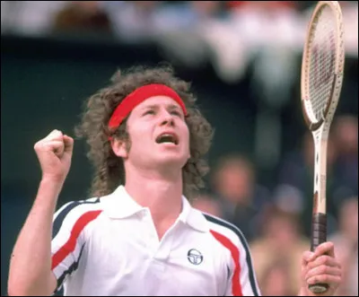 Qui est ce John, joueur de tennis professionnel américain de 1977 à 1992 qui compte 104 titres en simple, 59 en double, n°1 mondial en 1980 ?