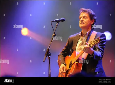 Complète les paroles : mon enfant nue sur les galets...