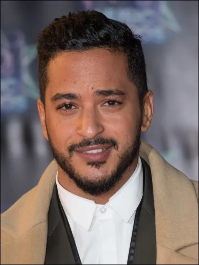 À qui sadresse la chanson "Des Milliers de je taime" de Slimane ?