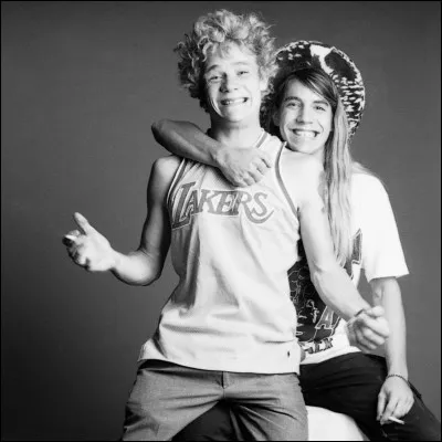 Où les membres fondateurs se sont-ils rencontrés ?