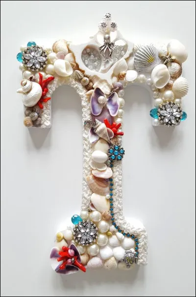 Trolle : de quelle couleur est cette fleur ?