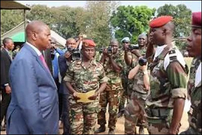 Quelle région du pays a été touchée par une opération militaire qui a fait des dizaines de victimes en avril 2022 ?