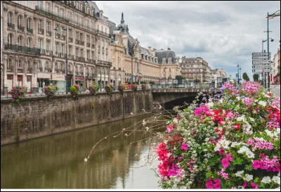 Qu'elle est la ville la plus peuplée du département de L'Île-et-Vilaine avec 222 425 habitants ?