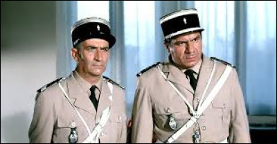 Combien de films compte la célèbre saga des "Gendarmes de Saint-Tropez" avec Louis de Funès ?