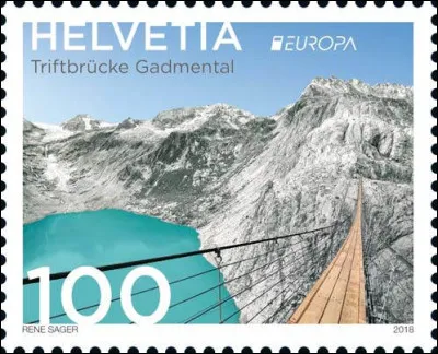 Suisse > Ce pont piétonnier de 170 m dans les Dolomites (altitude 1 885 m) surplombe le glacier du Trift : où se trouve-t-il précisément ?