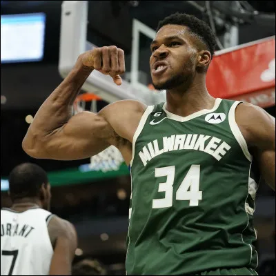 Qui est ce basketteur ?