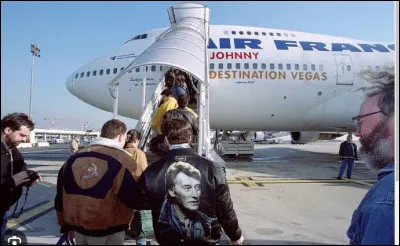 1996 - France - Avec plus de 3000 fans à leur bord, 34 avions s'envolent de Roissy-Charles-de-Gaulle pour assister au concert de Johnny Hallyday à Las Vegas. Quelle est la particularité de ces avions spéciaux ?