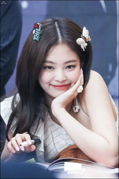 Cite-moi deux solos de Jennie :