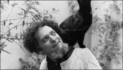 Quel roman Georges Perec a-t-il rédigé sans employer la lettre "e" ?