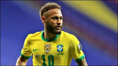 Quelle est sa nationalité ?