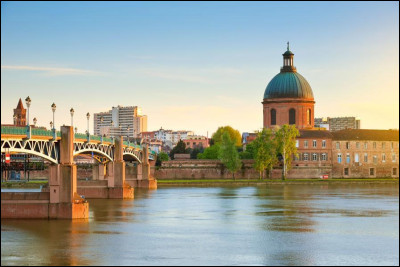 Dans quel département se situe la ville de Toulouse ?