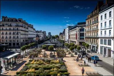 Dans quel département se situe la ville de Rennes ?