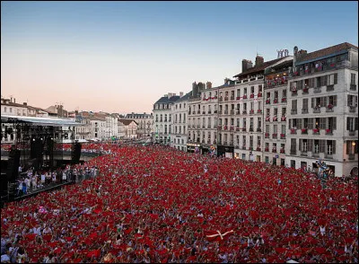 Dans quel département se trouve Bayonne ?