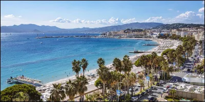 Dans quel département se trouve Cannes ?