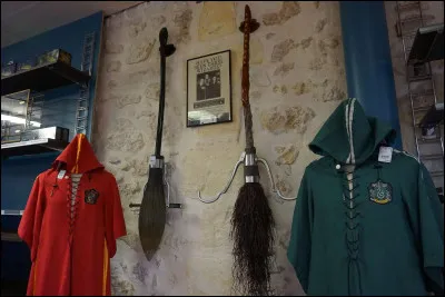 À quel moment Harry reçoit-il son Éclair de Feu ?