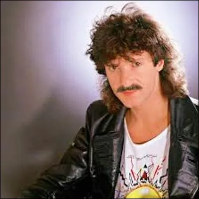 De quel groupe de rock Gérard Blanc a-t-il été le chanteur avant sa carrière solo ?