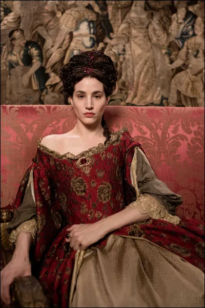 Quel rôle interprète Elisa Lasowski sur cette photo ?