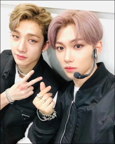 Quel membre est très ami avec Bang Chan et Félix du groupe Stray Kids ?