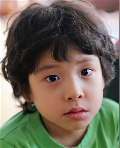 Qui est ce membre d'Enhypen ? (Photo d'enfance)