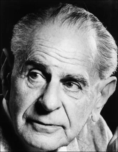 Qu'est-ce qui caractérise une science selon Karl Popper ?