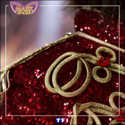 À quel personnage appartient cette épaule ?