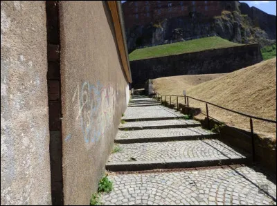 Les traboules de Lyon, c'est l'idéal pour retourner en ville !