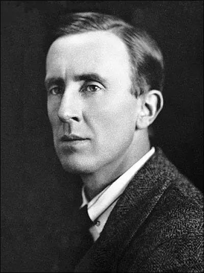 Quel est le prénom entier de J.R.R. Tolkien ?