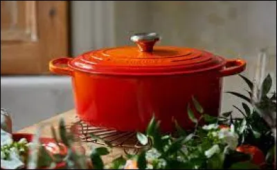 Que faut-il ajouter à "cre" pour obtenir le nom d'une entreprise française d'ustensiles de cuisine ?