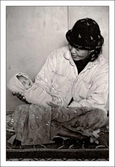 Dans les sicles passs, l'poque de la petite enfance, est marque au sceau du tragique, au 18me sicle encore...