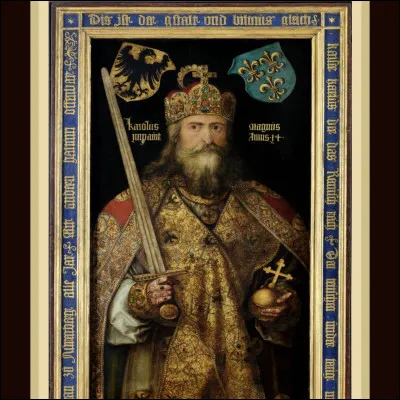 En quelle année Charlemagne fut-il couronné empereur ?