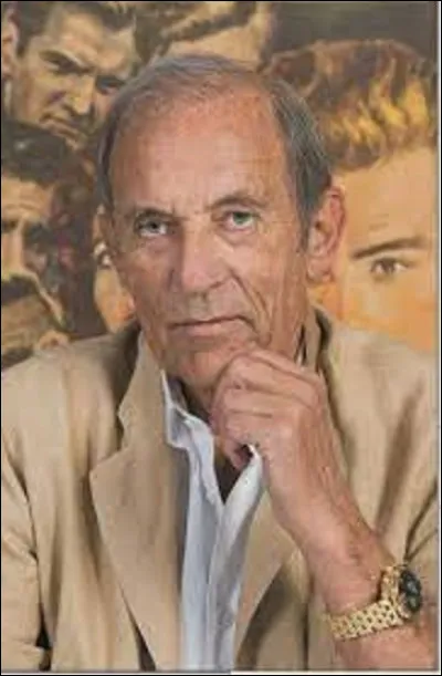 Entrepreneur : 
René Chateau est né le 3 juillet 1939 au Mans. Éditeur de vidéos, il reste célèbre avec sa collection de films allant de 1930 à 1980 et qui se nomme :