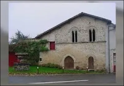Nous sommes à Vauthion, hameau dépendant du village de Pliboux. Nous nous trouvons dans les Deux-Sèvres, dans l'ancienne région ...