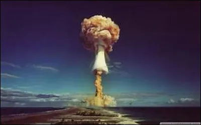 Sous quel nom une bombe H a-t-elle explosé sur l'atoll de Fangataufa en 1968 ?