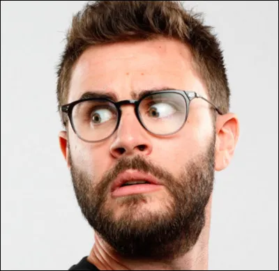 Quel youtubeur a clashé Cyprien en musique ?