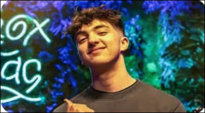 Qu'a remarqué Inoxtag dans sa vidéo "7 jours sur une île" ?