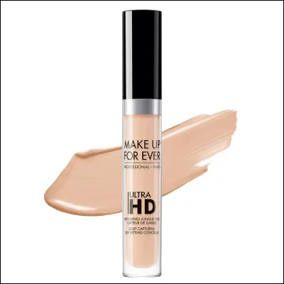 Elle poursuit : 
- Bon, prochaine étape, tu as l'air fatiguée, je te mets ça !