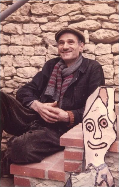 Je suis cordonnier de formation mais un créateur et actif défenseur de l'art brut. Quel est mon prénom ?