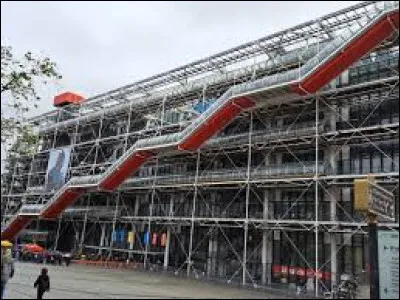 Renzo Piano et Richard Rogers sont les architectes du Centre Pompidou ?