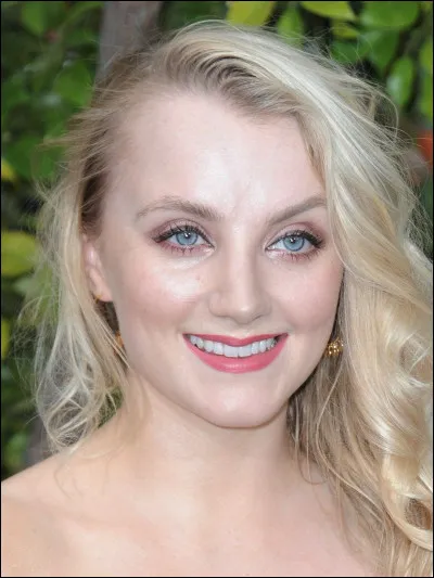 Qui est cette actrice qui joue le rôle de Luna Lovegood ?