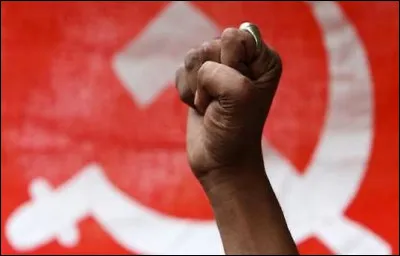 Quel est le nom du groupe terroriste communiste, issu de la lutte anti-franquiste et du mouvement autonome, créé en 1979 en France ?