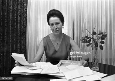 Parmi ces &oelig;uvres, laquelle est signée Mary Higgins Clark ?