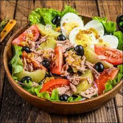 Gastronomie : Lequel de ces ingrédients n'entre pas dans la composition de la salade niçoise ?