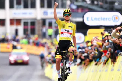 Quelle fut la première victoire de l'UCI World Tour de Tadej Pogačar ?