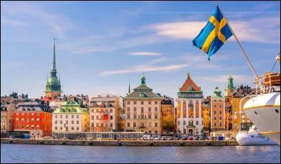 Voyageons maintenant au pays qui a remporté l'Eurovision 2023. Là, les gens vous saluent en disant "Hallå". Quelle langue parlent-ils ?