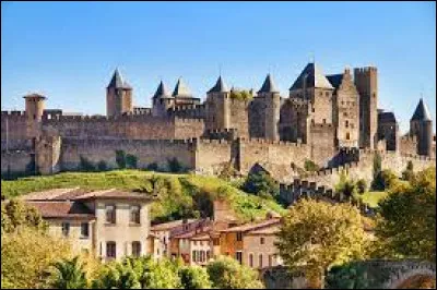 Dans quel département se trouve la ville de Carcassonne ?