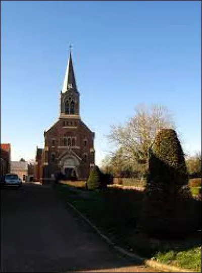 Nous terminons notre balade dans le Santerre, à Rouvrel. Village de l'arrondissement de Montdidier, il se situe dans le département ...