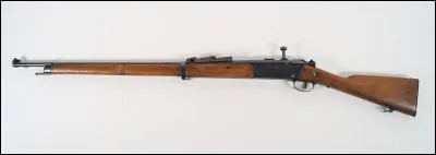 Quel est le nom de ce fusil à verrou, chambré en 8x51 mm, et qui fut l'arme principale du "poilu" lors de la Grande Guerre ?
