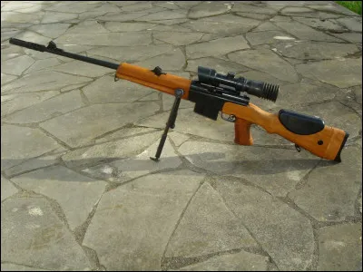 Quel est le nom de ce fusil de précision, introduit dans l'armée française dans les années 1960 ?